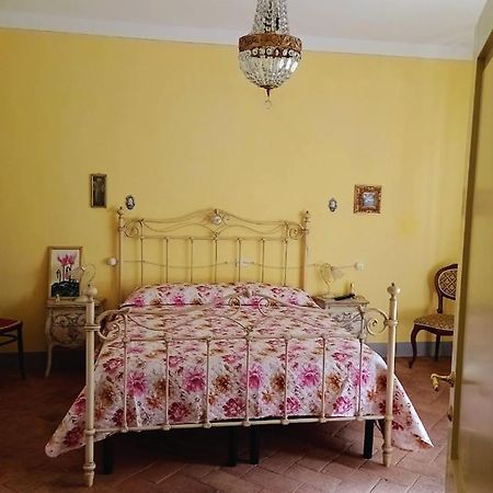 Appartamento Di Lusso In Borgo Storico Toscano 比别纳 外观 照片
